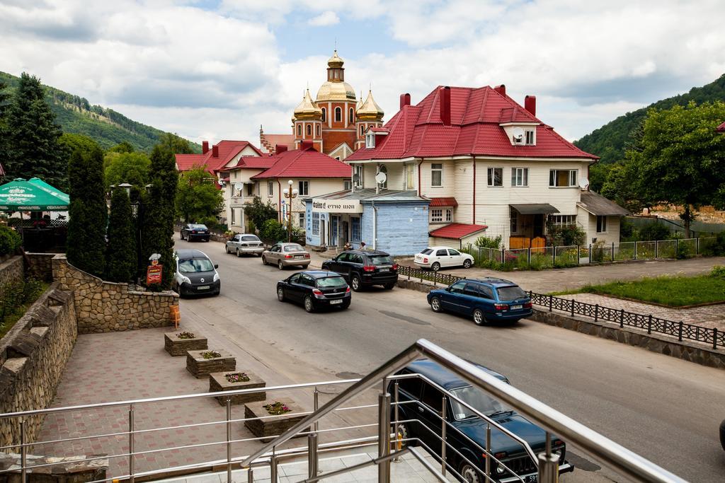 Korali Yaremche Exterior foto